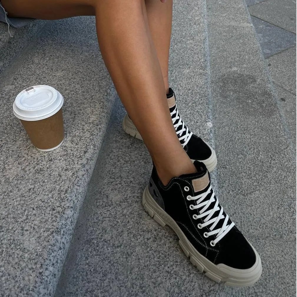 BEAU TODAY Women’s Flat Sneakers, Retro Comfortable Lace-up Fashion Sneakers for Women, Buckle Decoration Casual Leather Walking Shoes