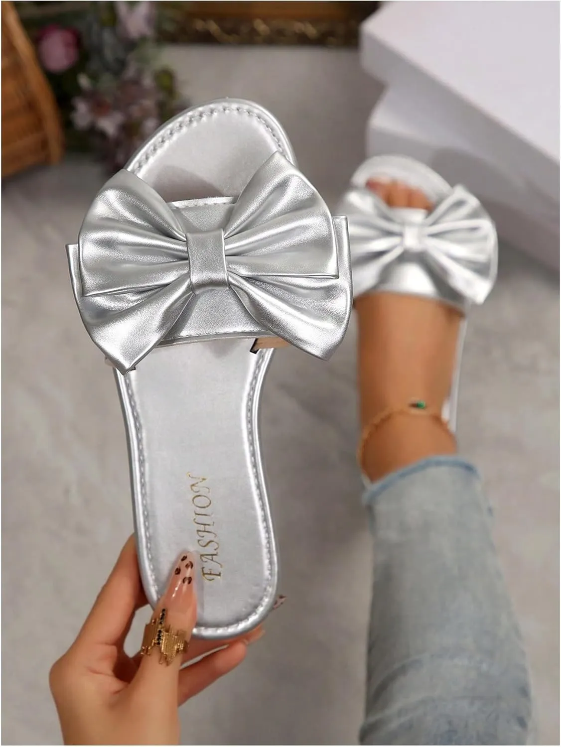 GORGLITTER Women's Bow Slide Sandals Flat Dressy Round Open Toe Slip on Summer Sandal