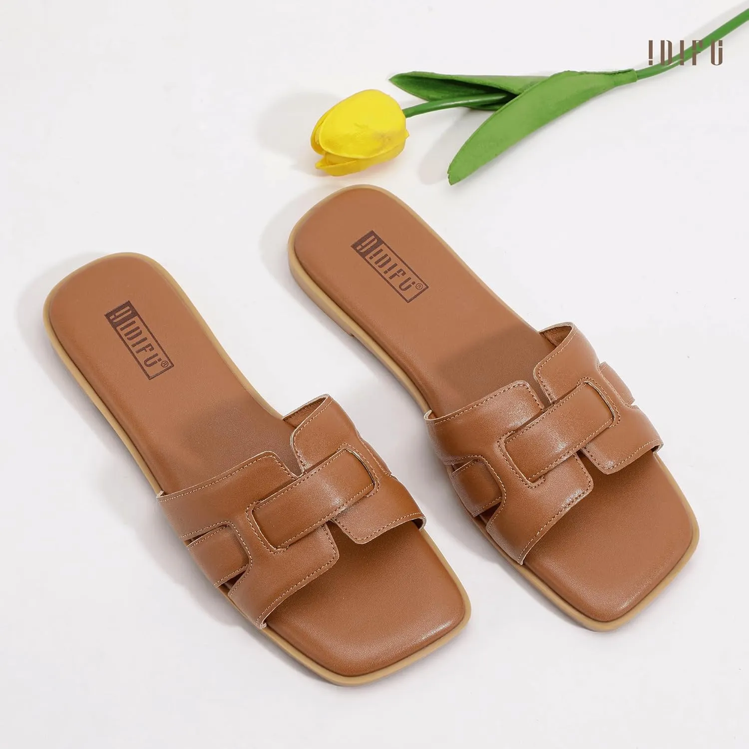 IDIFU Women's Flat Sandals Slip On Open Square Toe Slide Sandals for Women Comfortable Summer Dressy Cute Ladies Casual Trendy Fancy Fashion Cross Strap Beach Wedding Dress Sandals