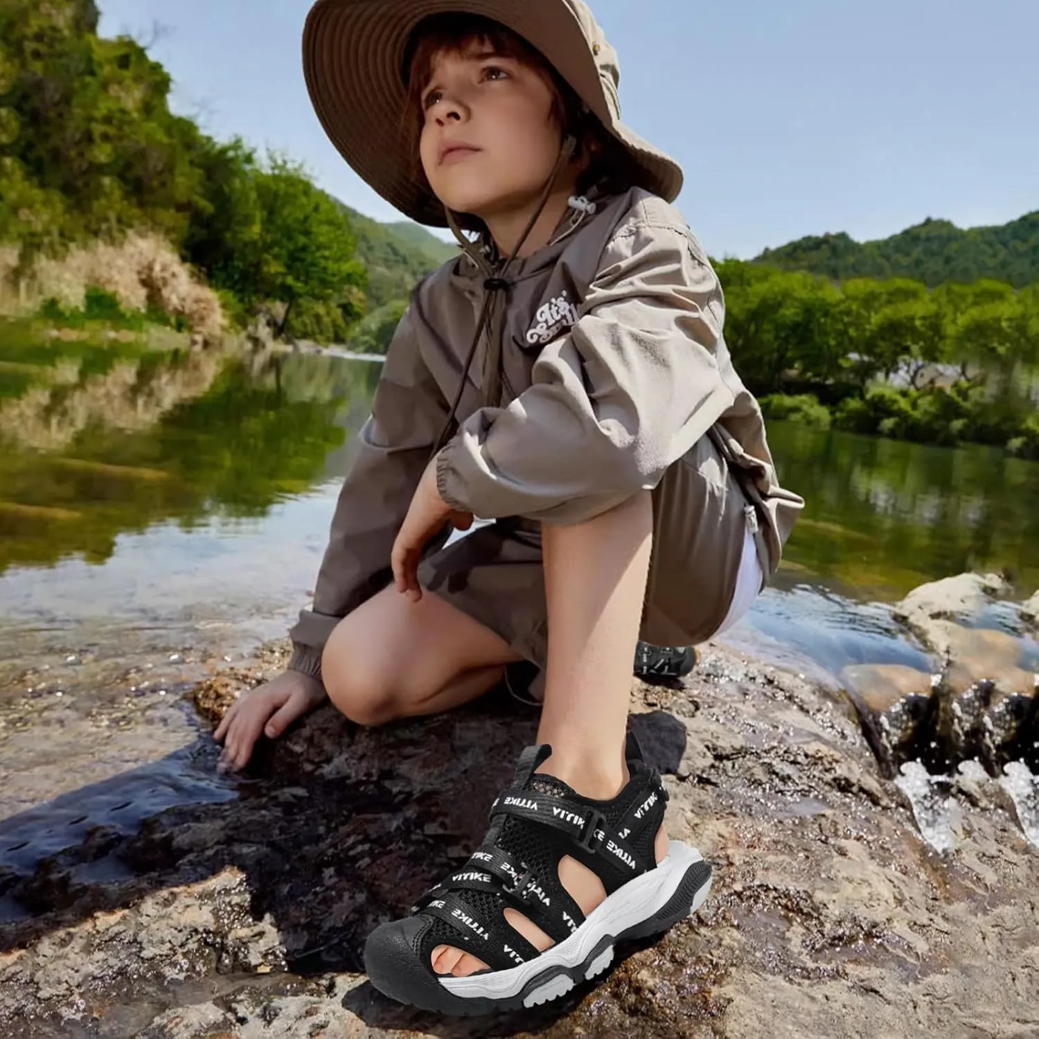 JMFCHI Boys Girls Sports Sandals Summer Kids Closed Toe Outdoor Sandals Athletic Water Shoes Sandals Child Pool Beach Sandals Quick Drying Slip Resistant