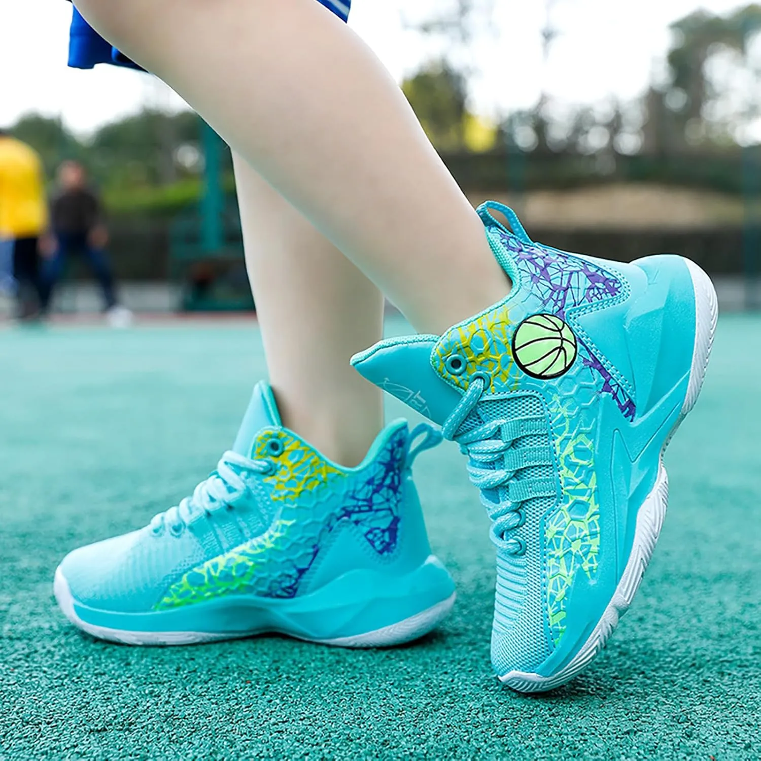 Kids Basketball Shoes High-top Sports Shoes Boys Sneakers Durable Lace-up Non-Slip Running Shoes Secure for Little Kids Big Kids