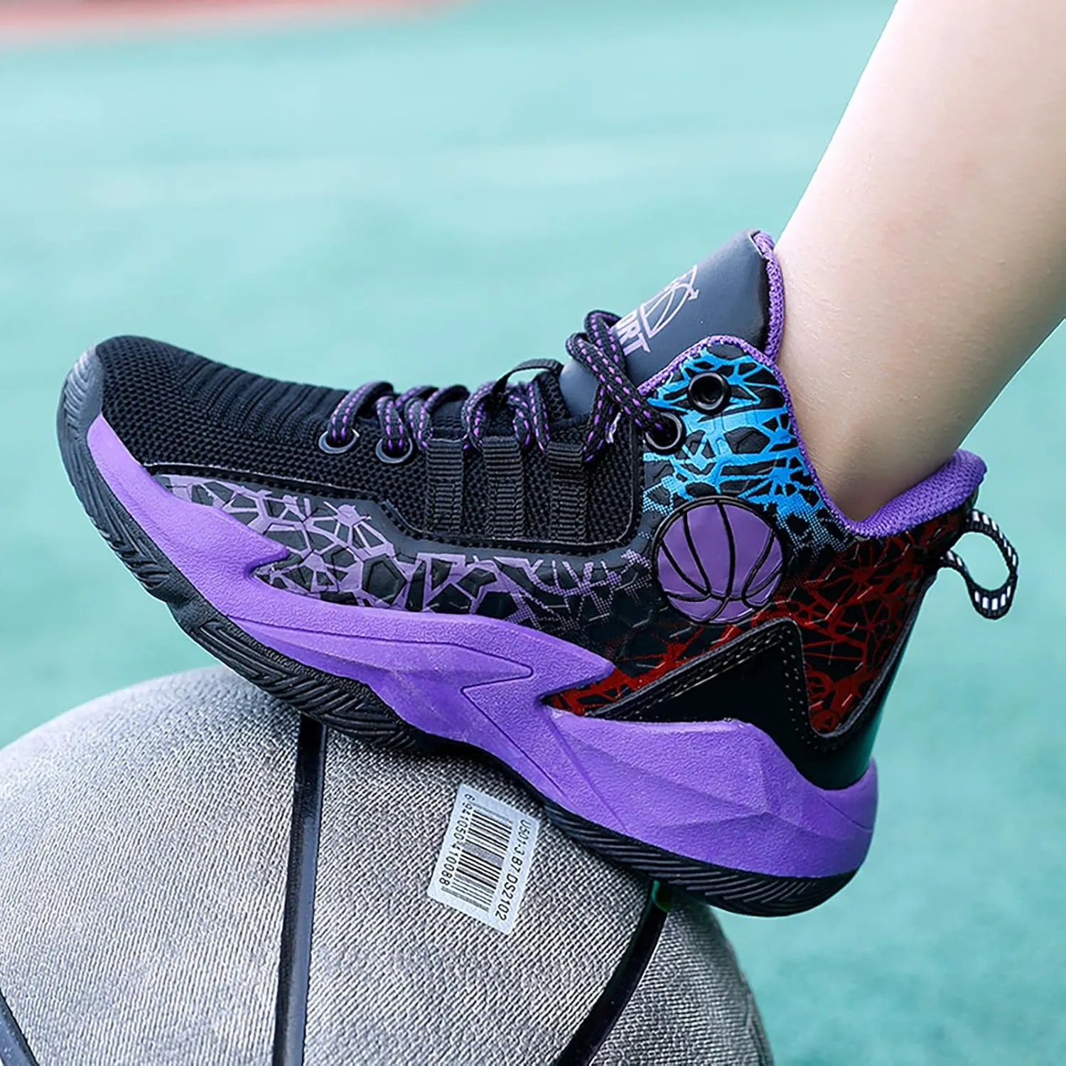 Kids Basketball Shoes High-top Sports Shoes Boys Sneakers Durable Lace-up Non-Slip Running Shoes Secure for Little Kids Big Kids
