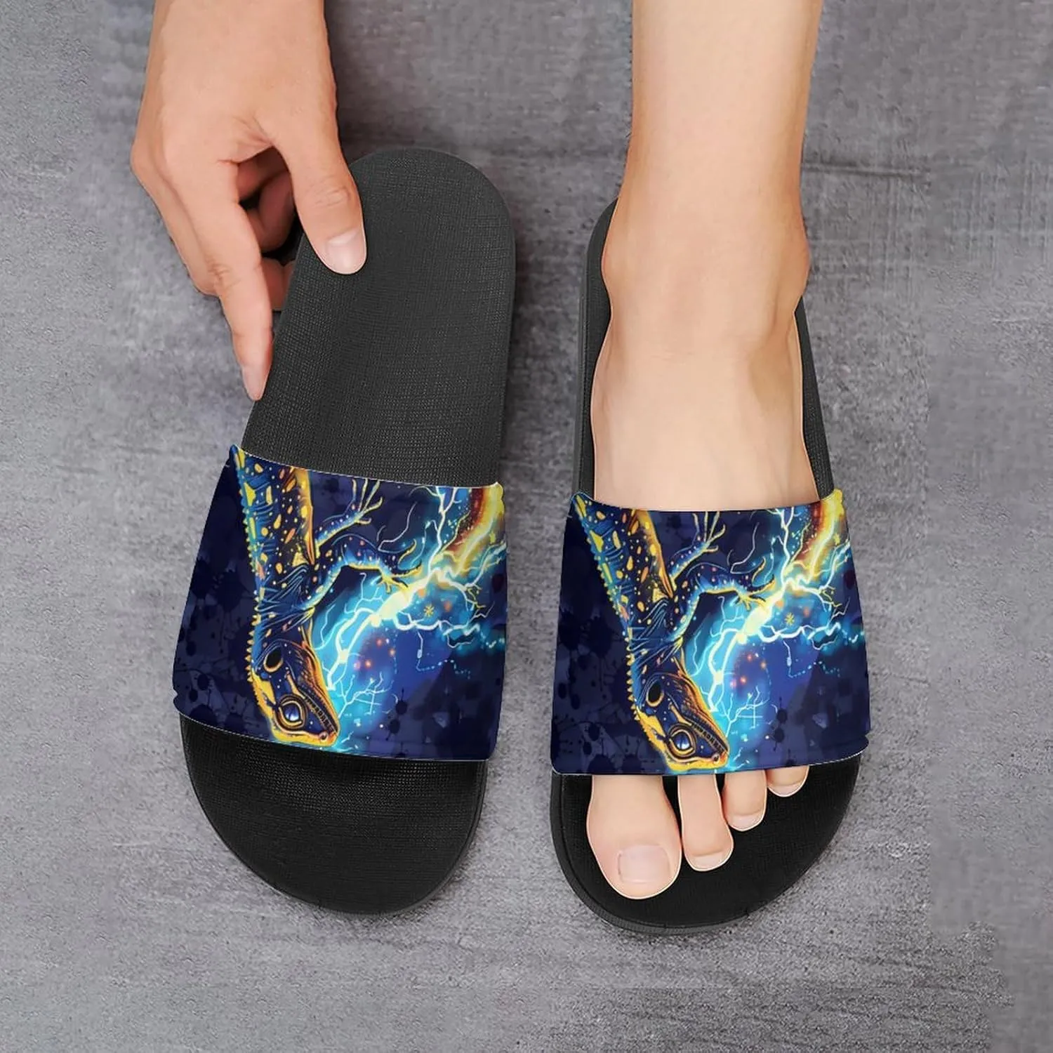 Lizard Gecko Thunder House Sandals Non Slip Slippers Quick Drying Bathroom Shower Shoes for Women Men