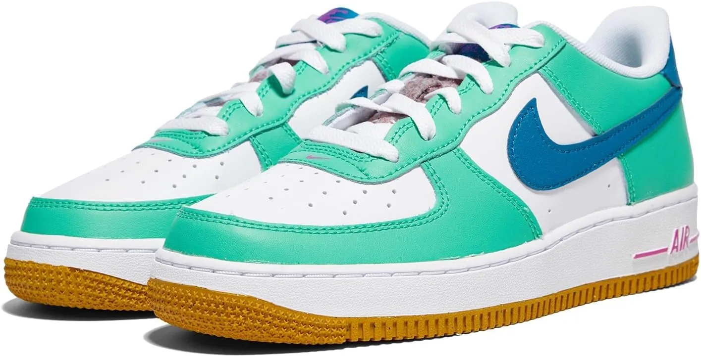 NIKE Men's Sneakers