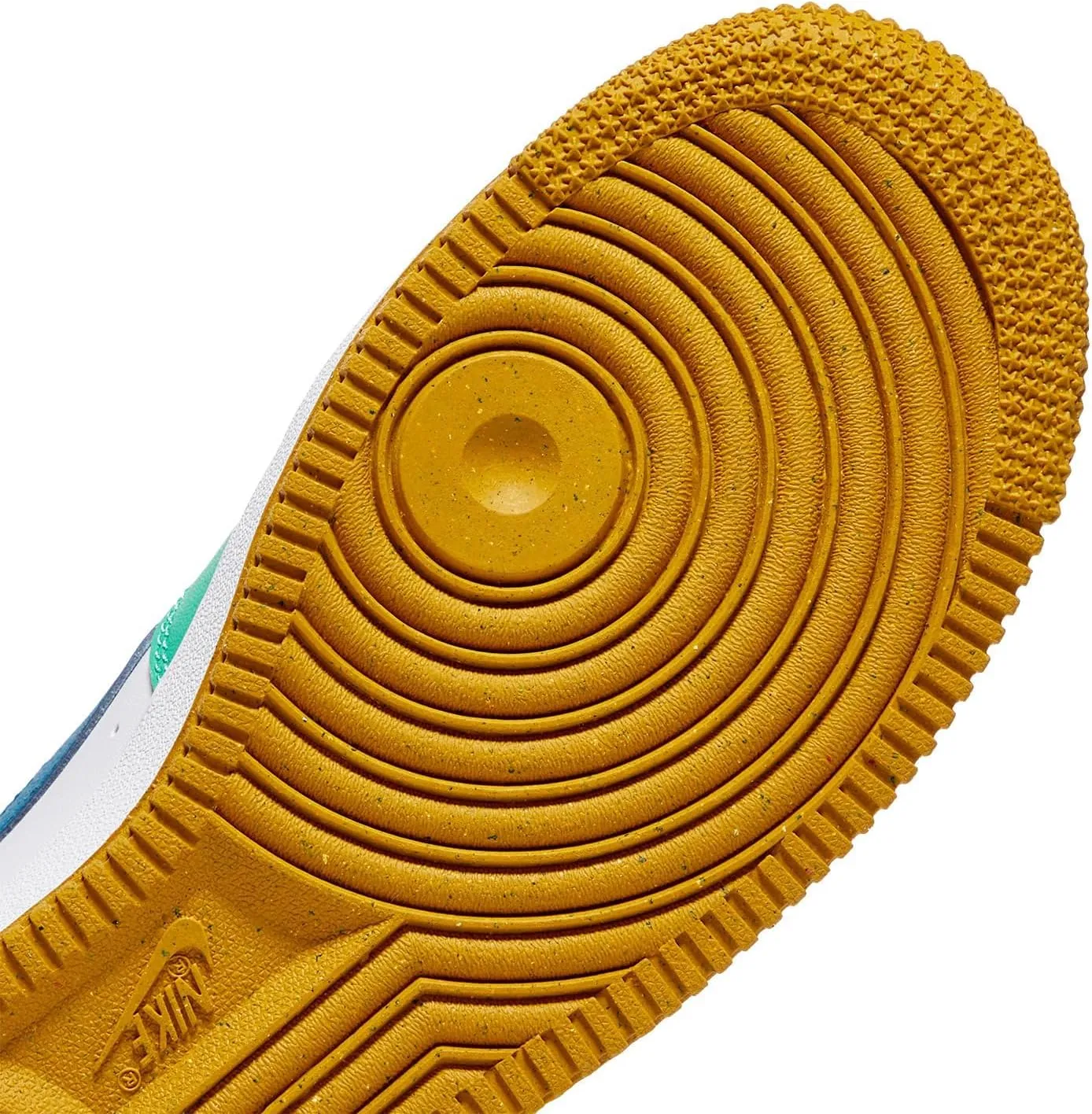 NIKE Men's Sneakers