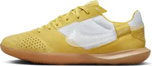NIKE Men's Soccer Low, Saturn Gold White Gum Light Brown, 12