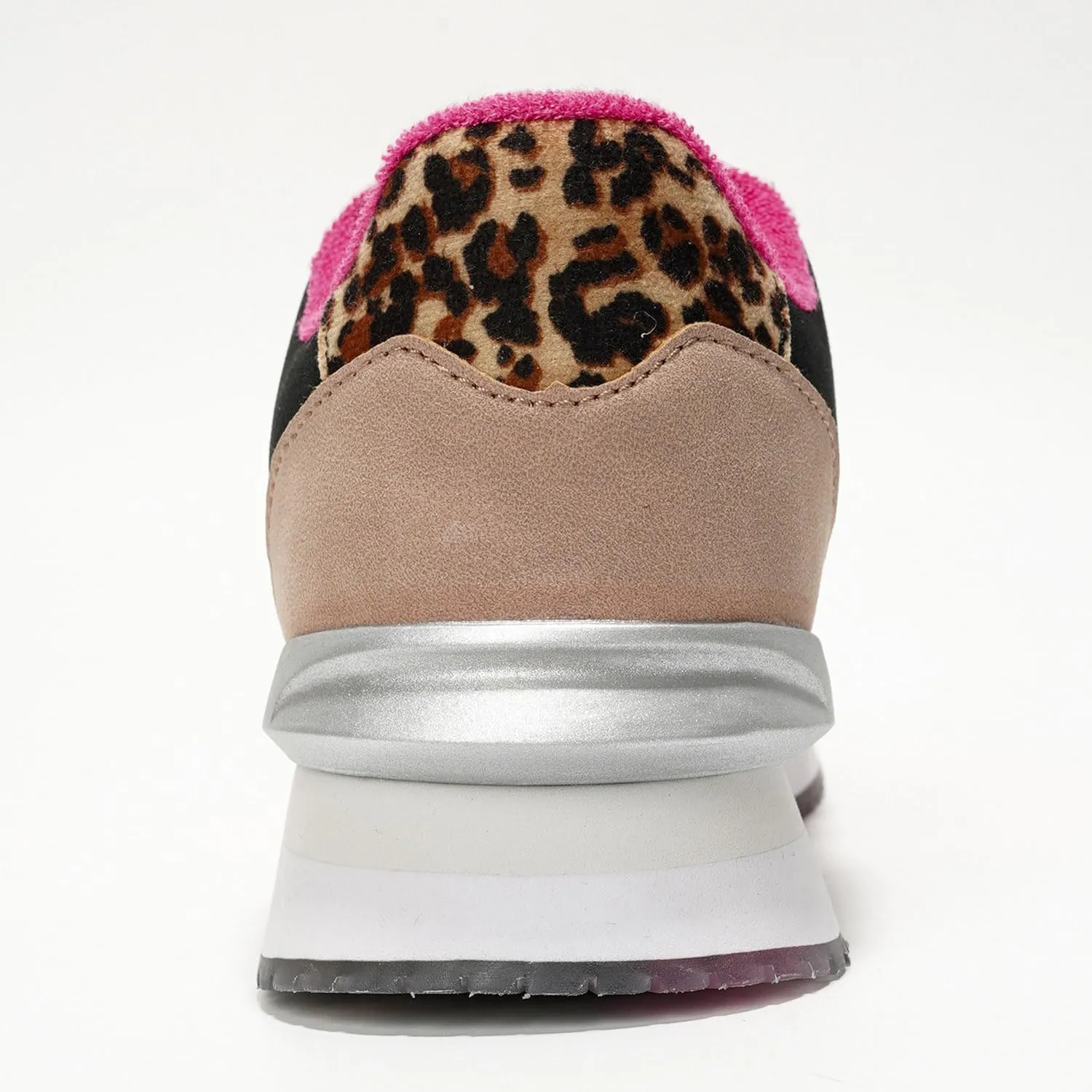 Trendy Sneakers for Women 2024 Cute, Fashionable, and Dress Women Sneakers for Every Style - Discover Your Perfect Pair in Women's Sneakers and Trendy Shoes