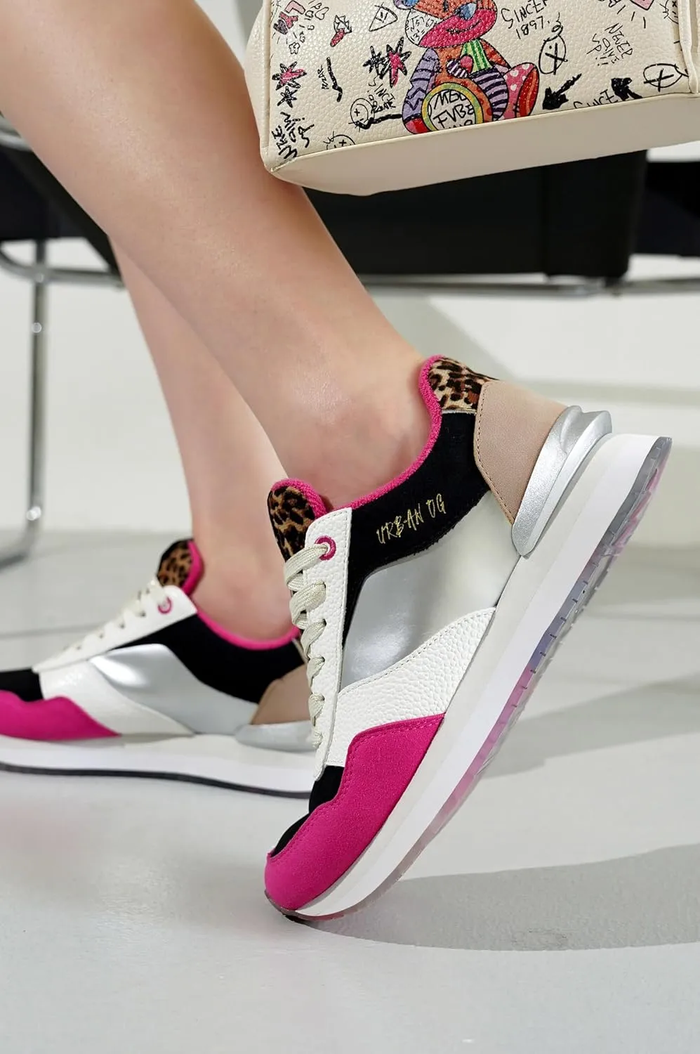 Trendy Sneakers for Women 2024 Cute, Fashionable, and Dress Women Sneakers for Every Style - Discover Your Perfect Pair in Women's Sneakers and Trendy Shoes