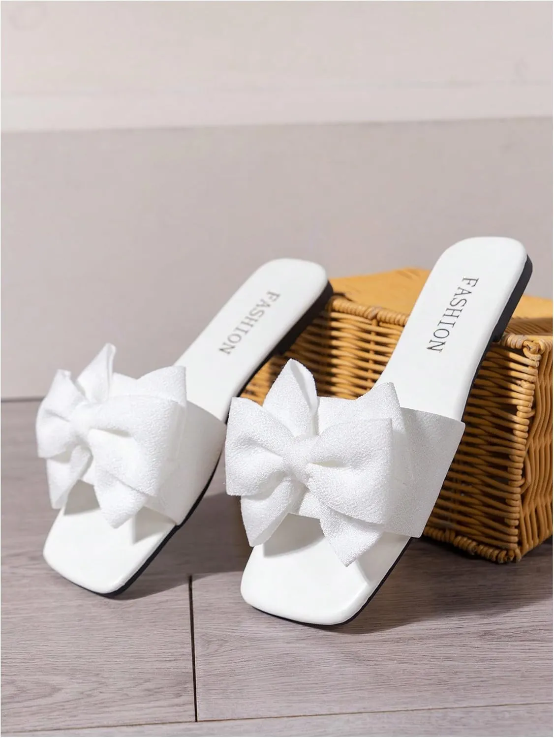 Verdusa Women's Bow Slide Sandals Open Toe Slip On Summer Flat Sandals