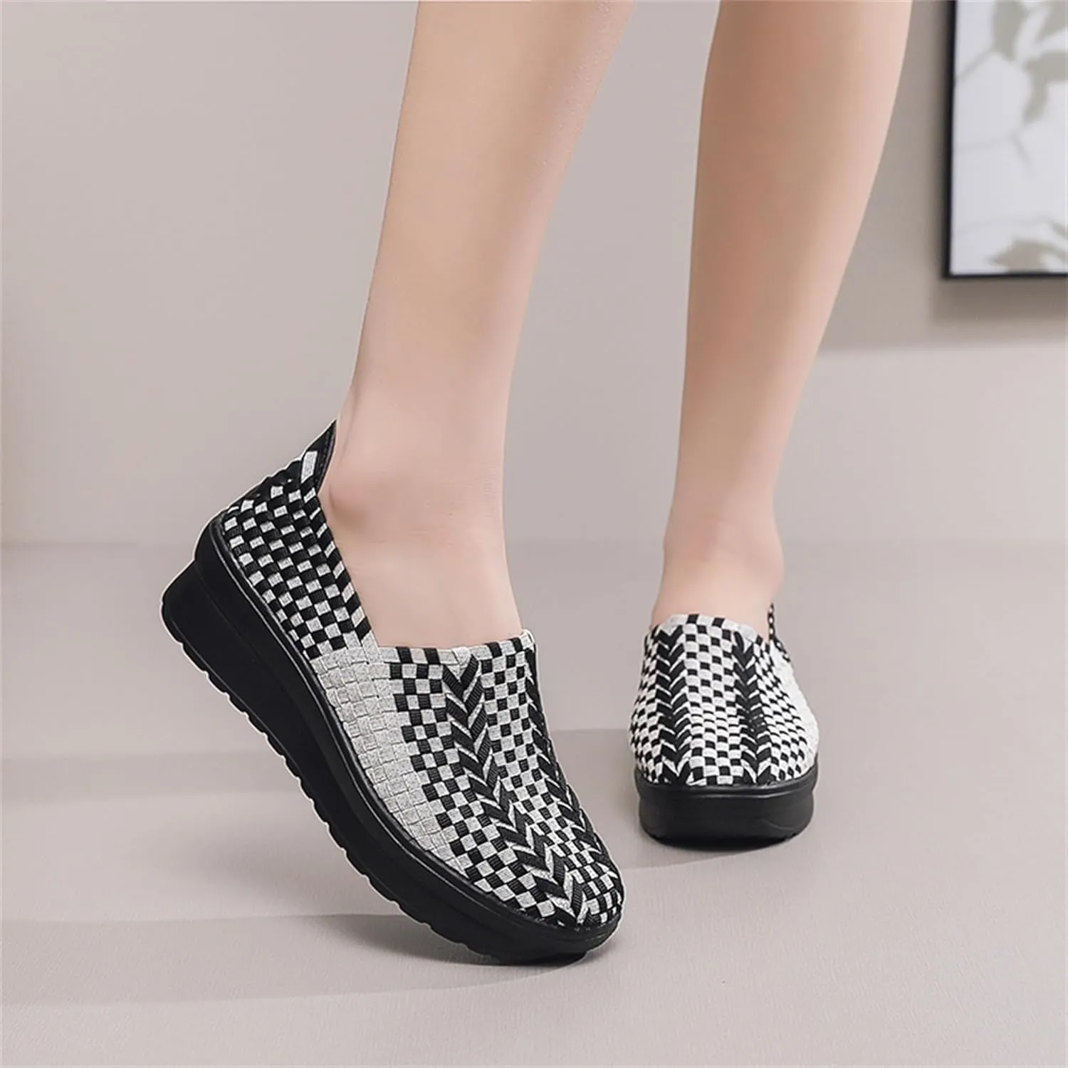 Veroders Women's Platform Wedge Closed-Toe Sandals Comfortable Walking Shoes Woven Pumps Mary Jane Shoes for School Beach