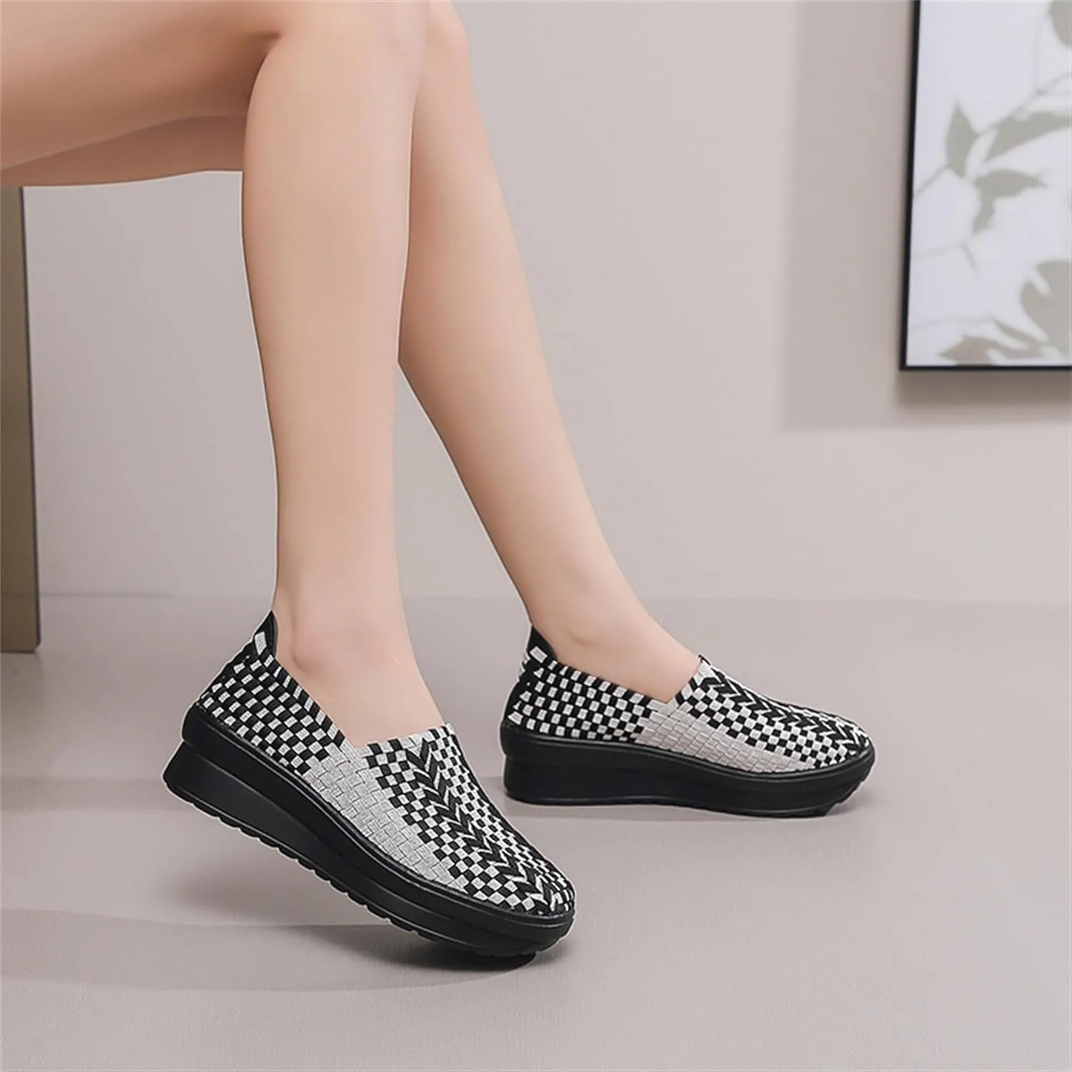Veroders Women's Platform Wedge Closed-Toe Sandals Comfortable Walking Shoes Woven Pumps Mary Jane Shoes for School Beach