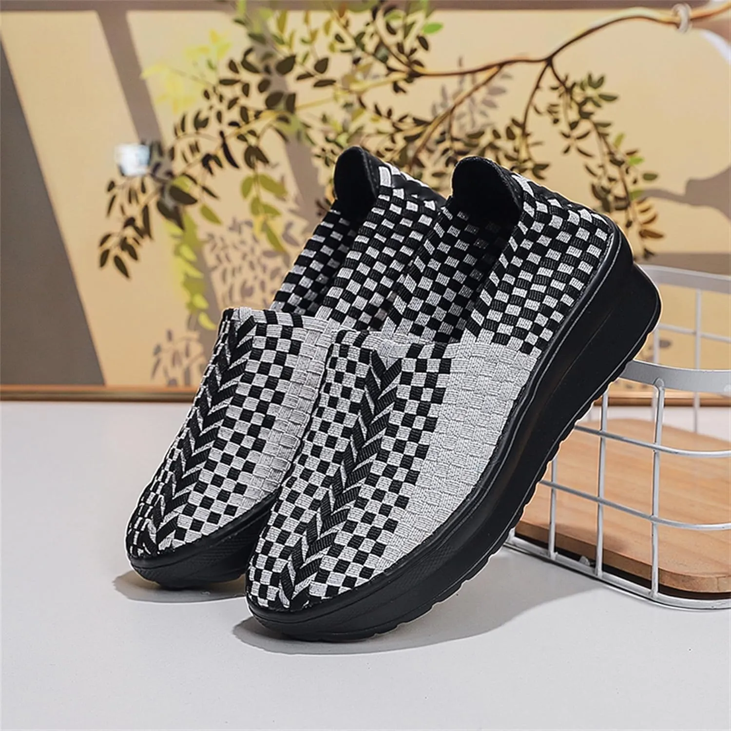 Veroders Women's Platform Wedge Closed-Toe Sandals Comfortable Walking Shoes Woven Pumps Mary Jane Shoes for School Beach