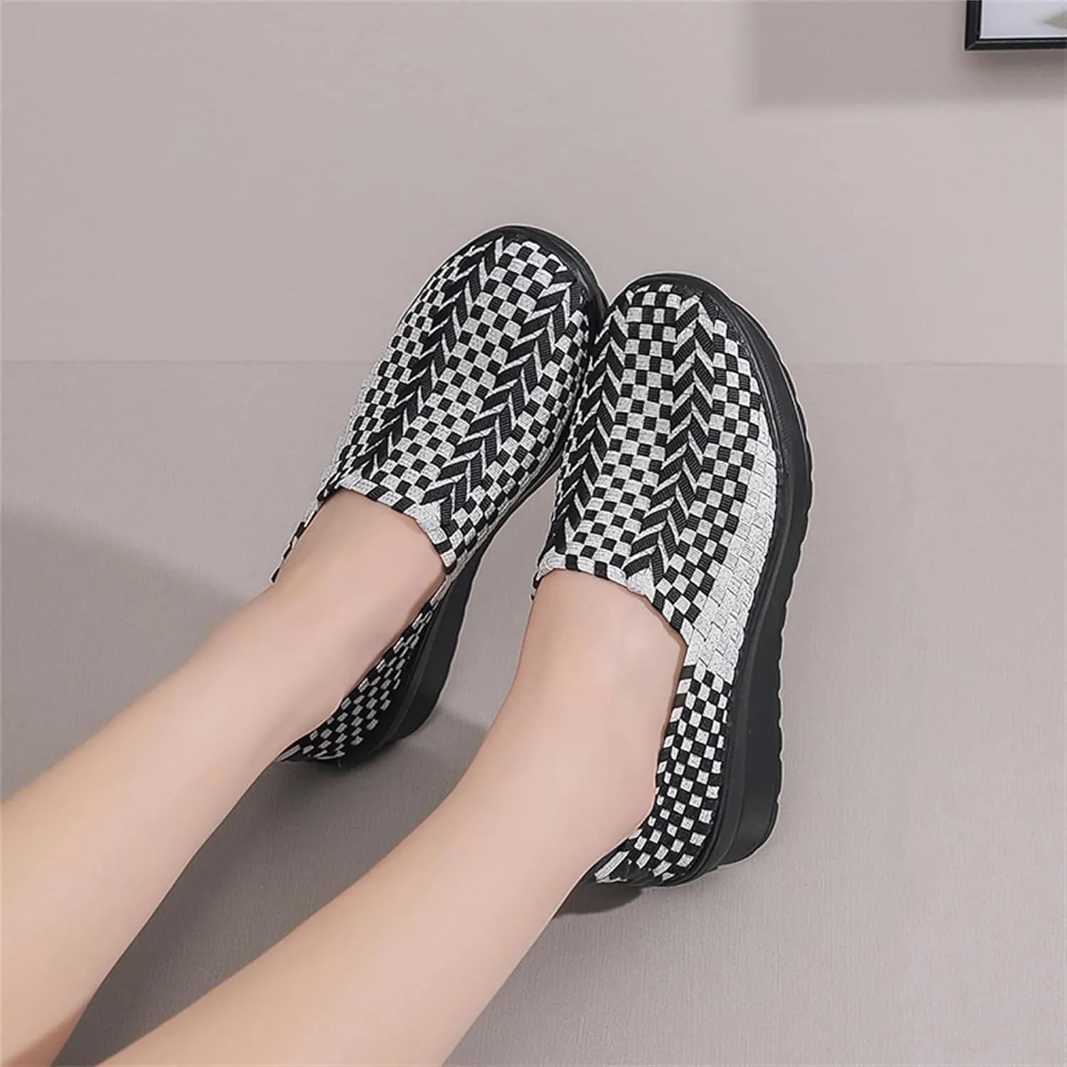 Veroders Women's Platform Wedge Closed-Toe Sandals Comfortable Walking Shoes Woven Pumps Mary Jane Shoes for School Beach