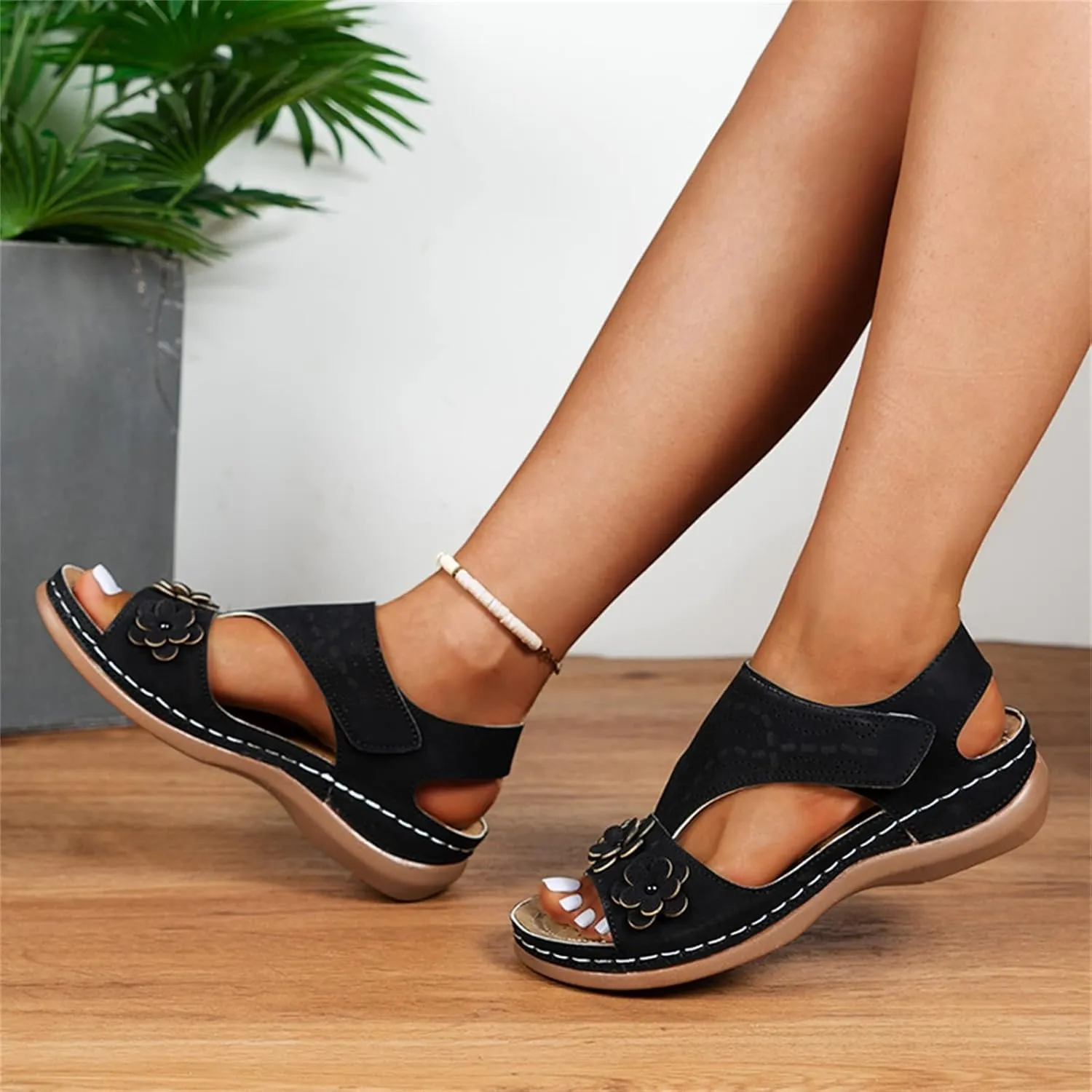 Women Orthopedic Sandals Slides for Women Closed Toe Flip Flop Slippers Funny Casual Summer Wear Womens Sandal Flat Womens Arch Support Platform Sandals